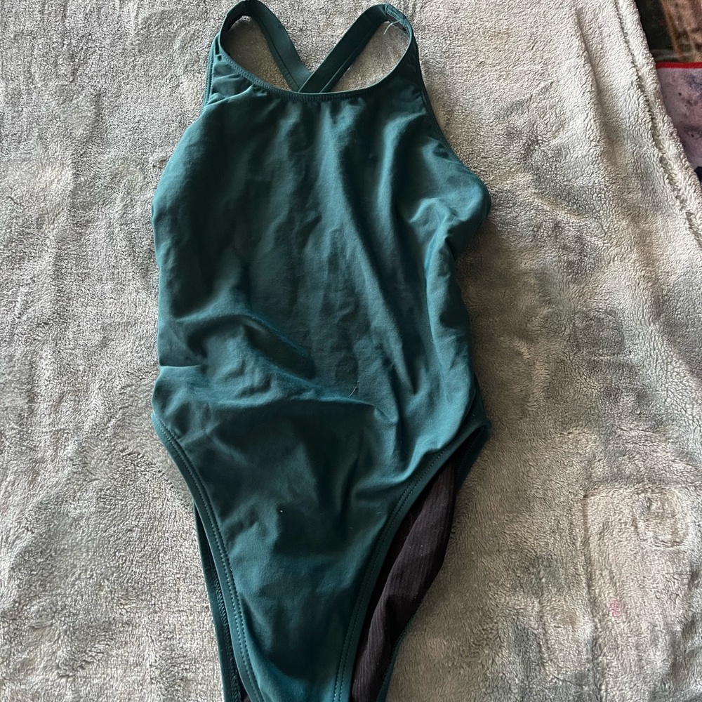 JOLYN ONE PEICE size 26 (tanya)